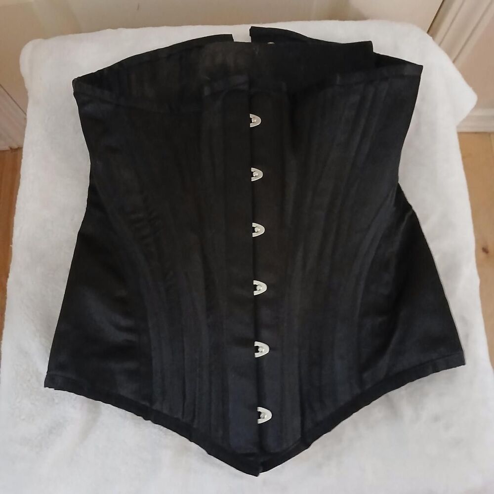 Vintage Goth Orchard Corset Black Satin Steel-Boned Overbust Corset 24 S Gothic